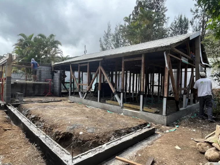 RENOVATION D4UNE VIEILLE BATISSE EN BOIS  SUR SAINT-DENIS, Saint-Paul, Fernand Enduits Réunion